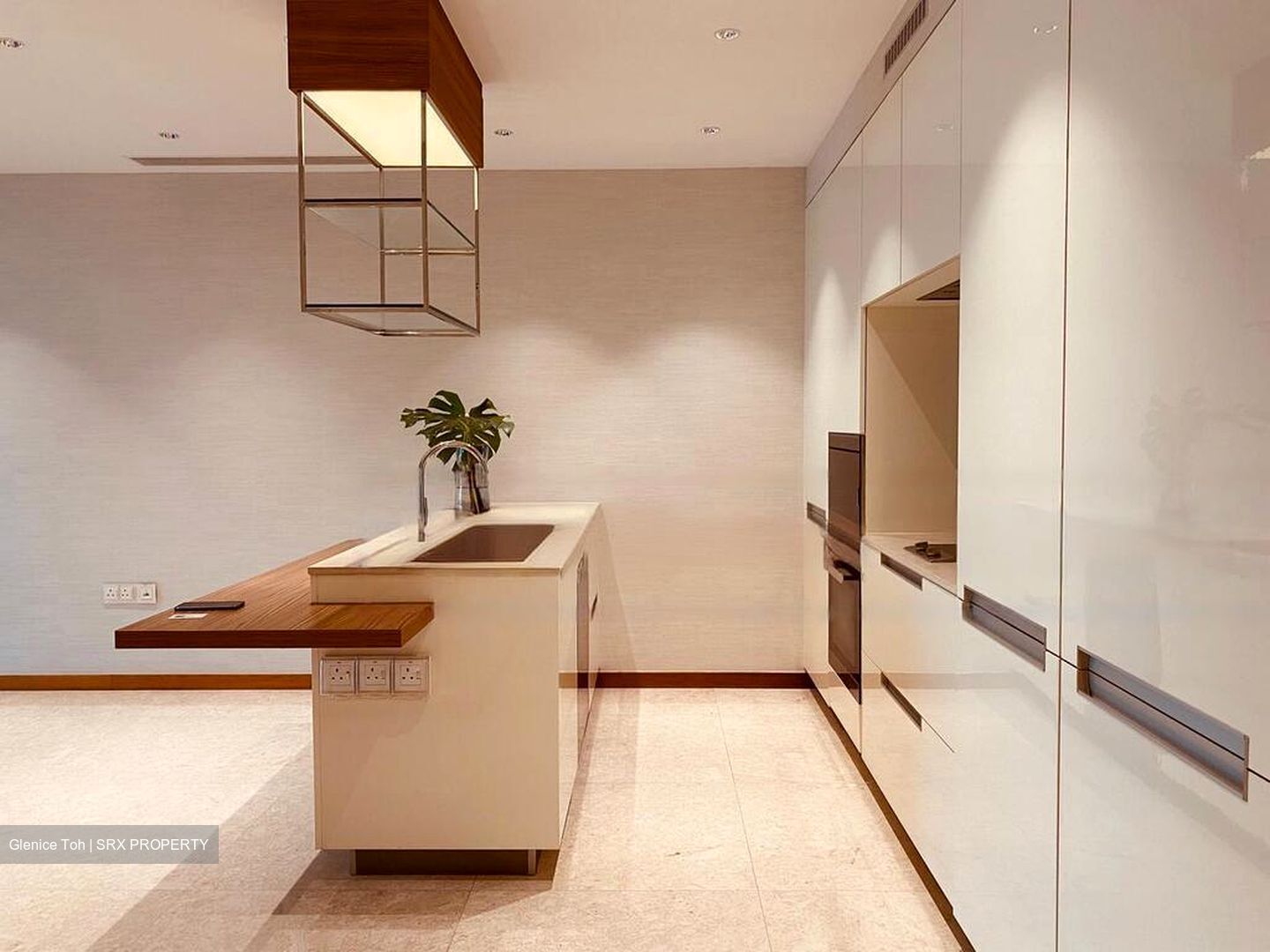 Straits View (D1), Condominium #462924381